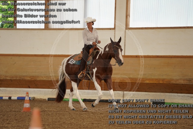 s_A_902461.JPG